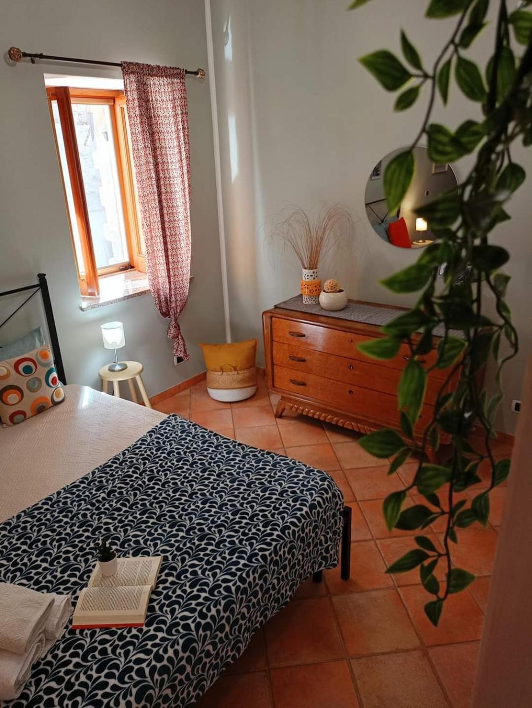 Domunua Holiday House Cefalù Esterno foto