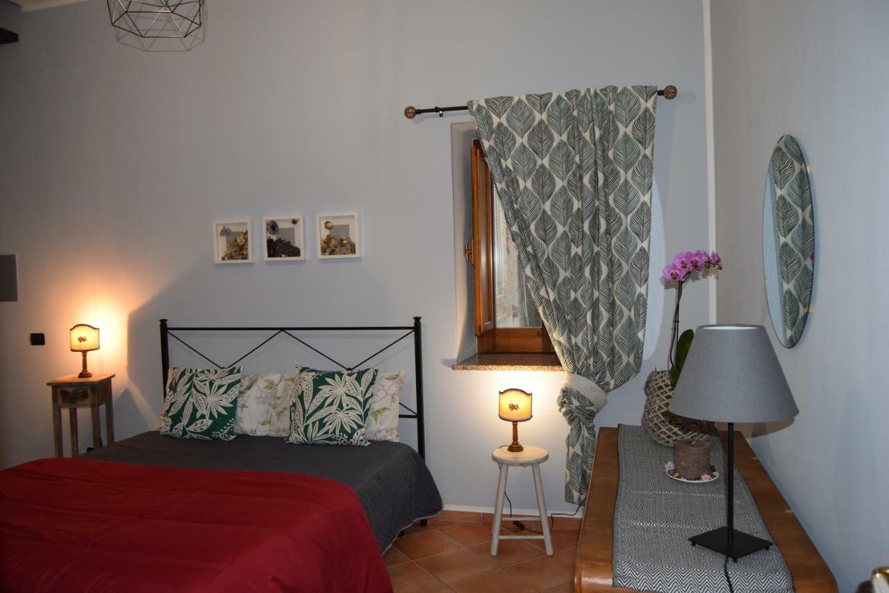 Domunua Holiday House Cefalù Esterno foto