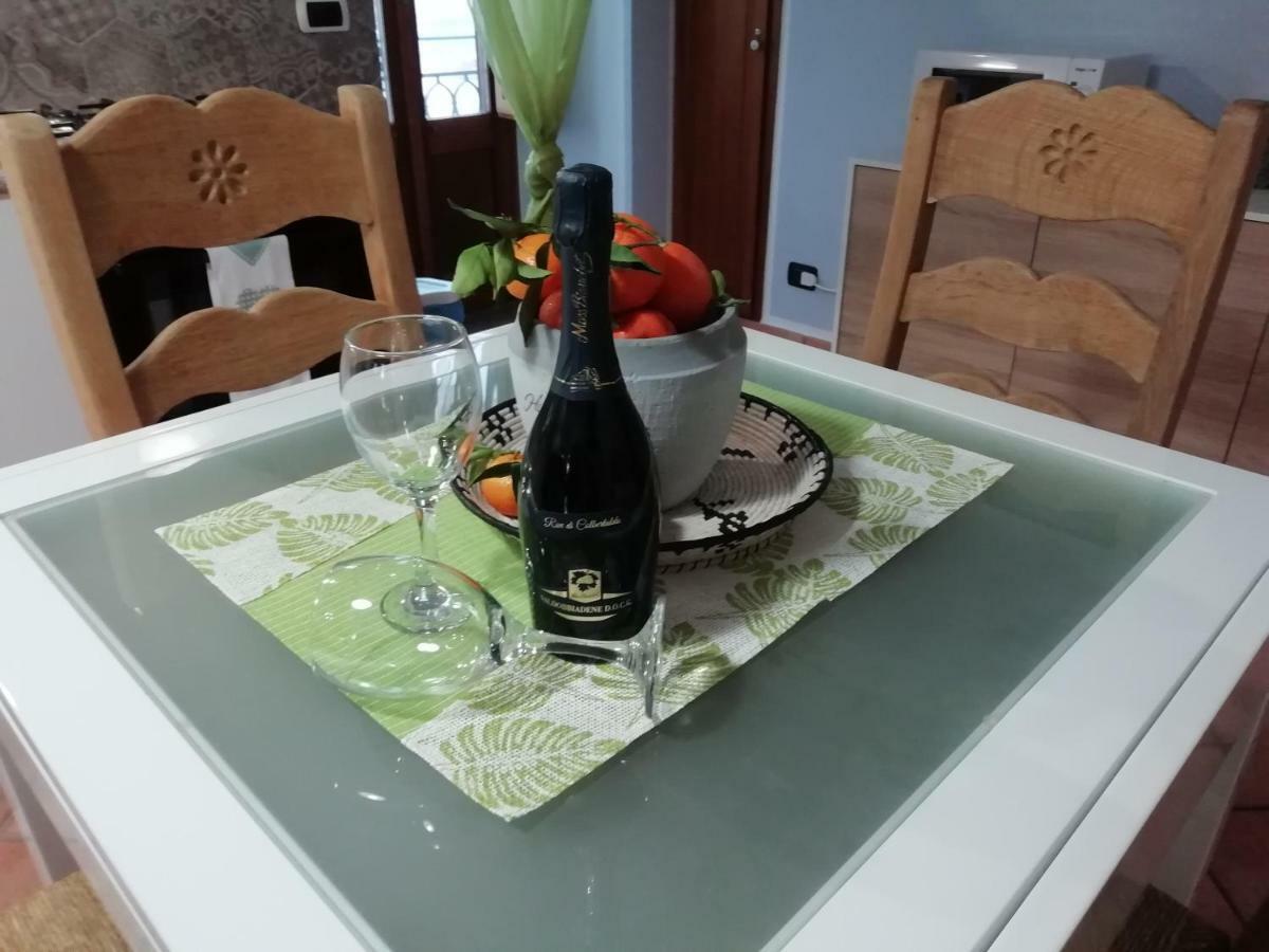 Domunua Holiday House Cefalù Esterno foto