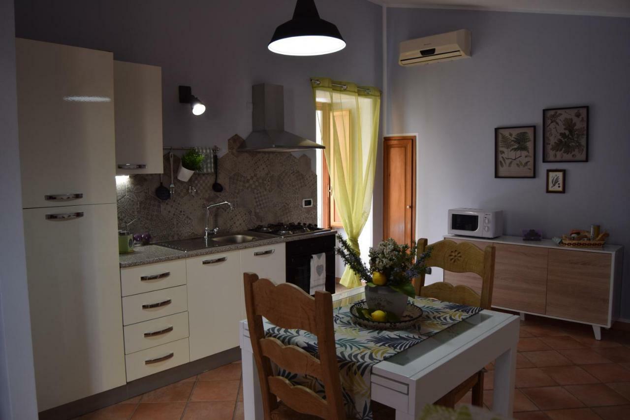 Domunua Holiday House Cefalù Esterno foto